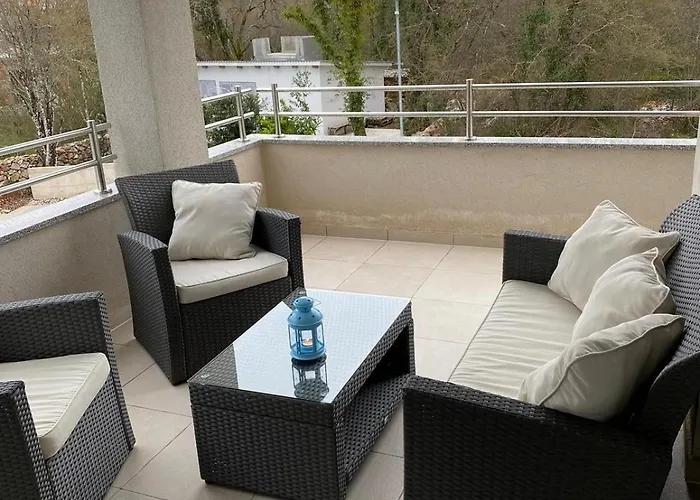 Apartment With Parking Space Vantacici, Krk - 21694 *